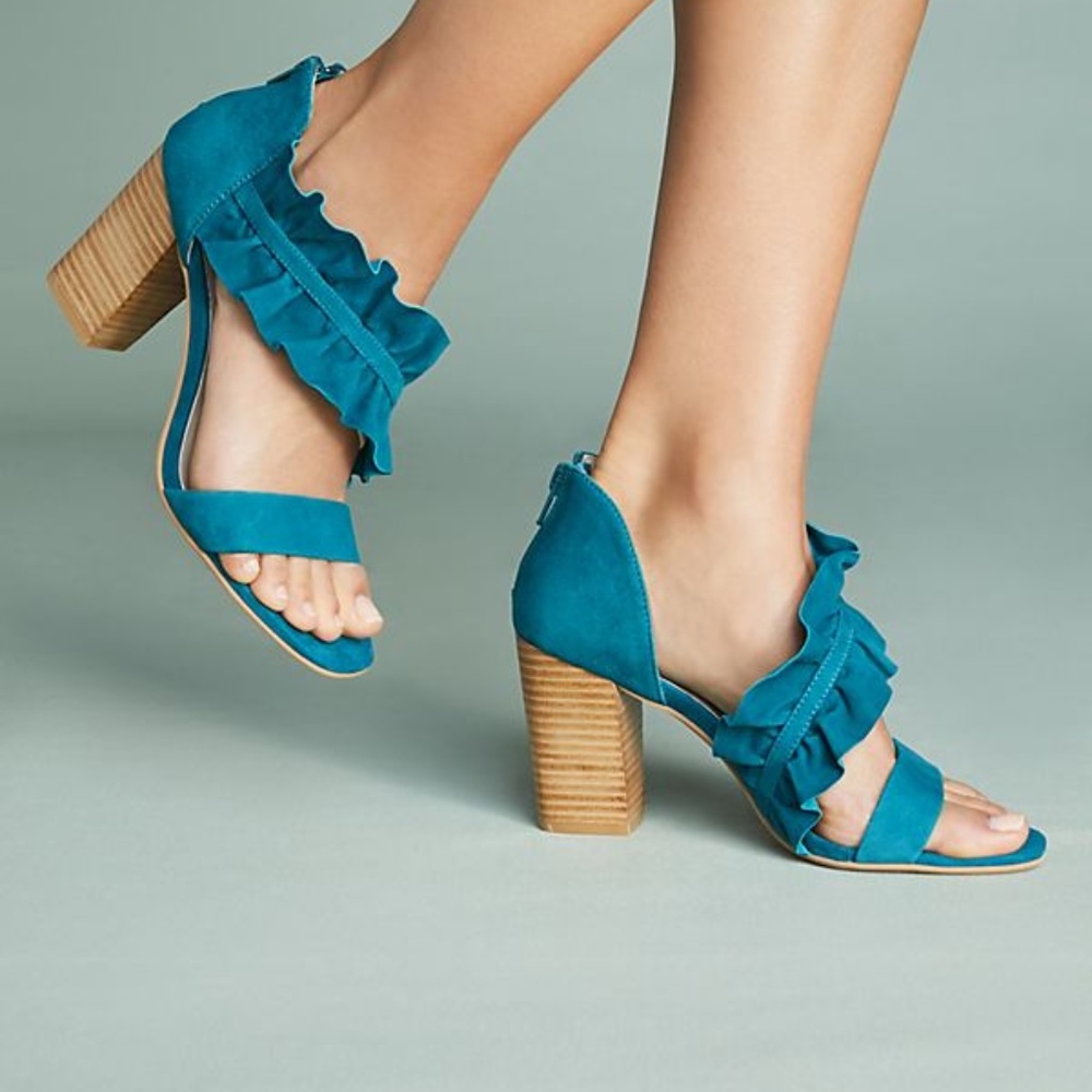 Liendo by Seychelles Ruffled Wrap Heels - Picture 4 of 6